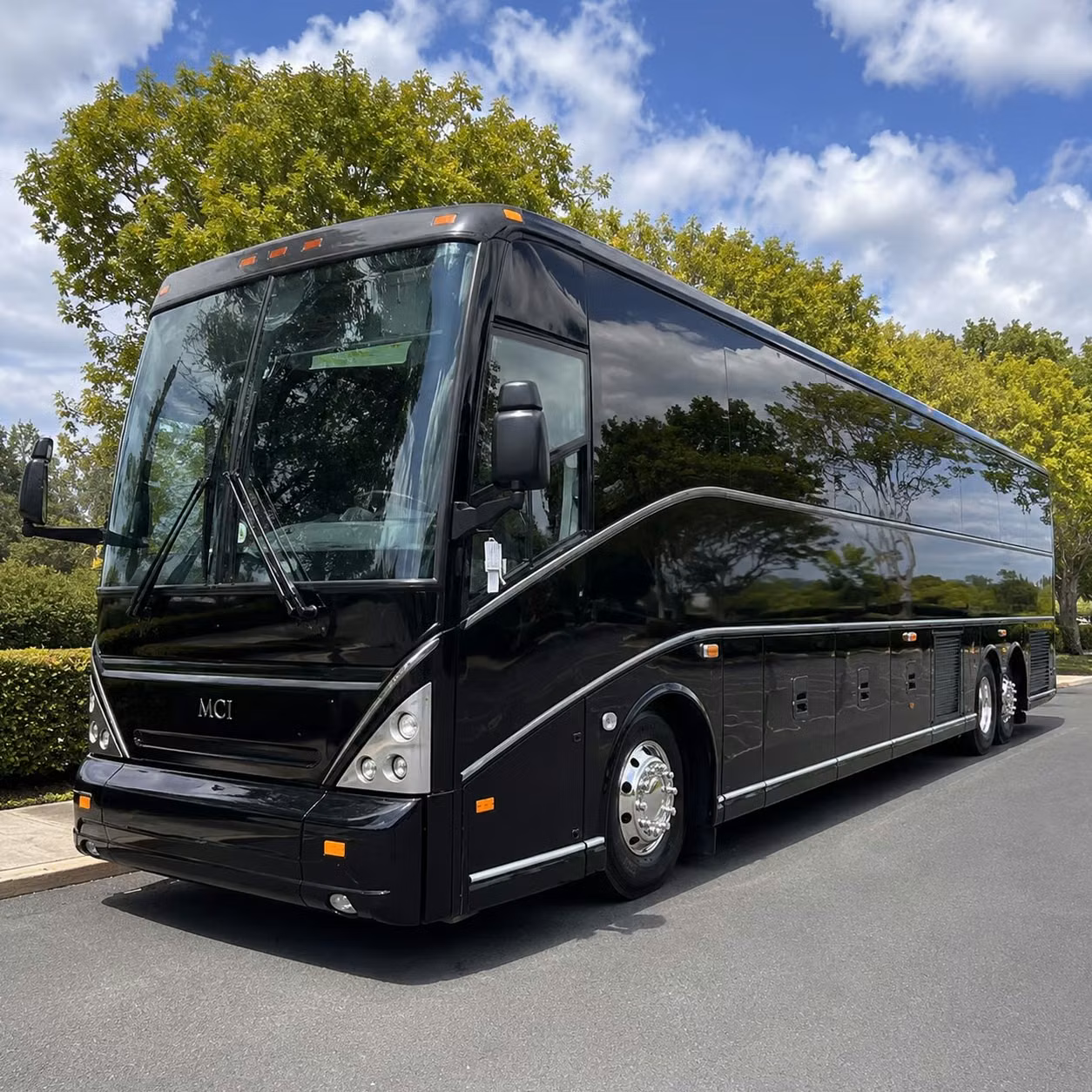 modesto employee shuttle services for commuters and remote work campuses